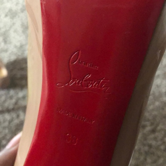 Nude colored Christian Louboutins - Picture 3 of 4